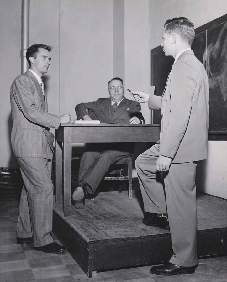 1952 photograph of the College of Law. Students participate in a mock trial. Donor: Publications Dept. [PG1_203-06]