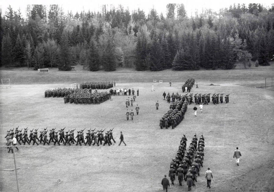 1962 photograph of Military Science Cadets. Military cadets participating in a drill period. Donor: Army ROTC. [PG1_208-106]