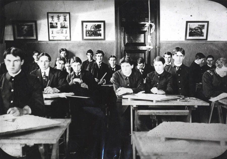1902 photograph of College of Engineering. Drafting class including 2nd from left: Clarence Mills Edgett; center: Fred H. McConnell. [PG1_224-05]