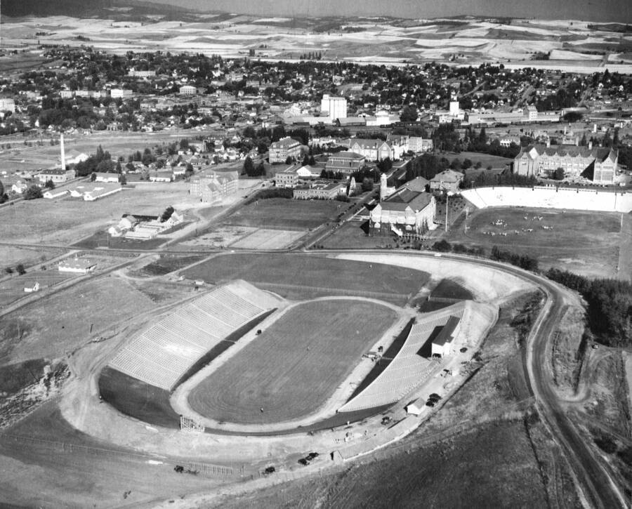 1937 photograph of University of Idaho campus. Aerial view shows Neale Stadium. Donor: Publications Dept. [PG1_003-11]