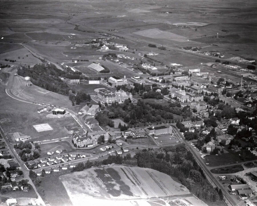 1962 photograph of University of Idaho campus. Aerial view shows both the baseball diamond and Neale Stadium. [PG1_003-05]