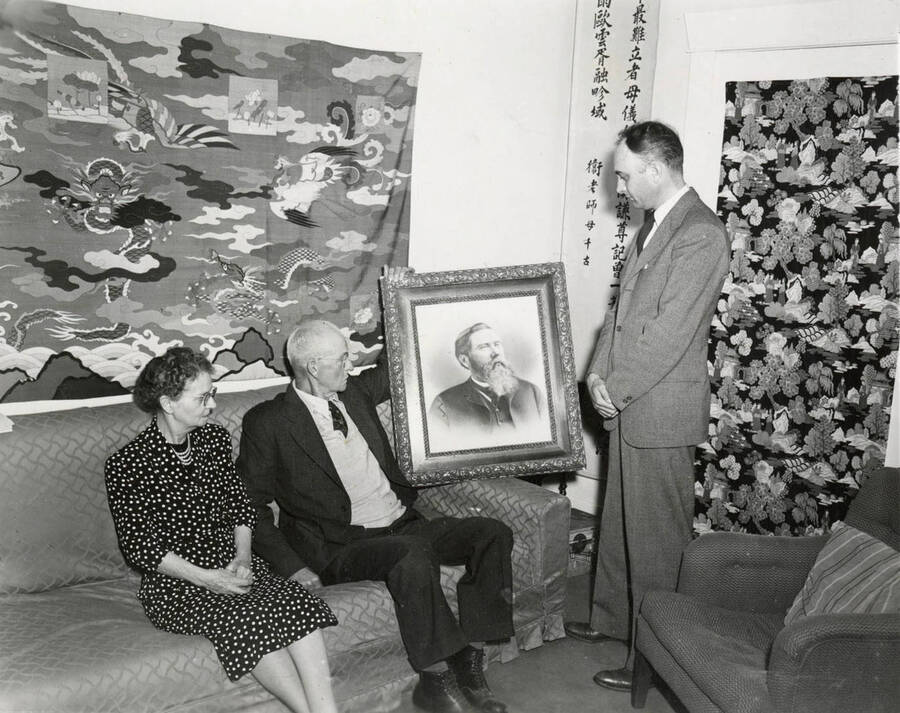 1965 photograph of Gifts. l-r: Mrs. Ben Bush, E.T. McConnell, Boyd A. Martin. Donor: Publications Dept. [PG1_400-14a]