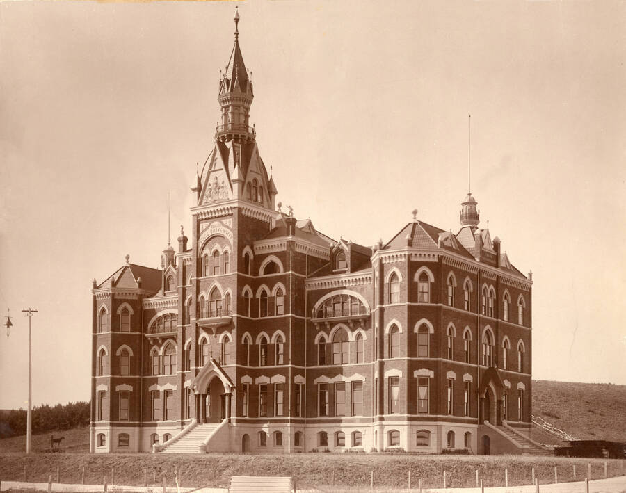 1900 photograph of Administration Building. Donor: June Cole. [PG1_51-35]