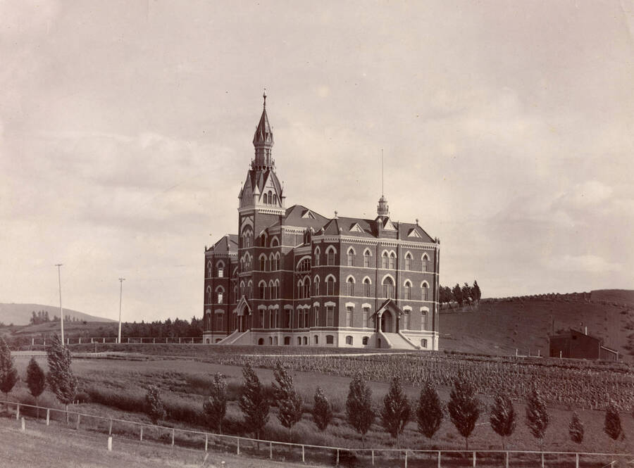 Administration Building, University of Idaho (1892-1906). [51-40]