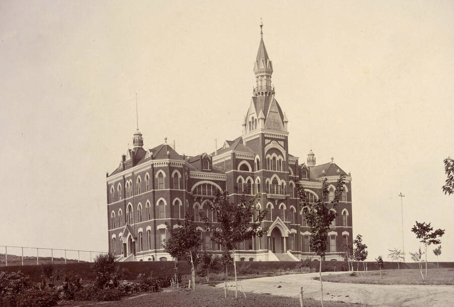 Administration Building, University of Idaho (1892-1906). [51-5]
