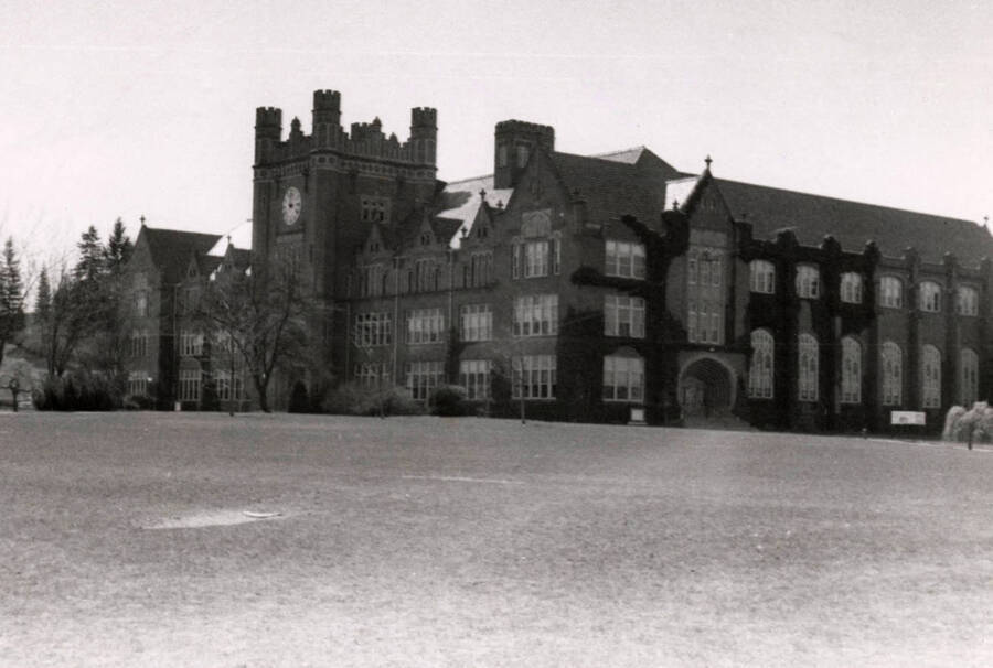 1930 photograph of Administration Building. View from the lawn shows the northeast corner of the building. [PG1_52-143]