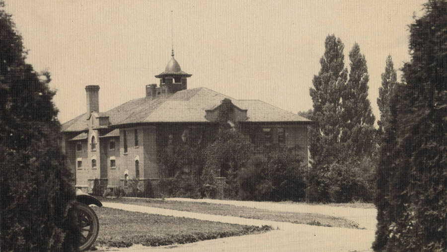 1926 photograph of Gymnasium. [PG1_54-09]