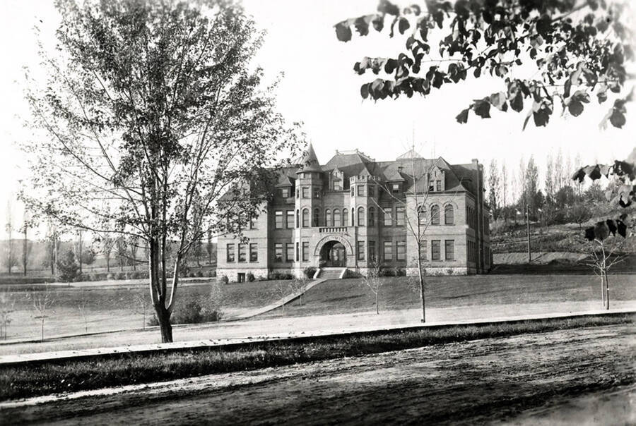 1903 photograph of Engineering Building. View from the Administration lawn. [PG1_56-24]