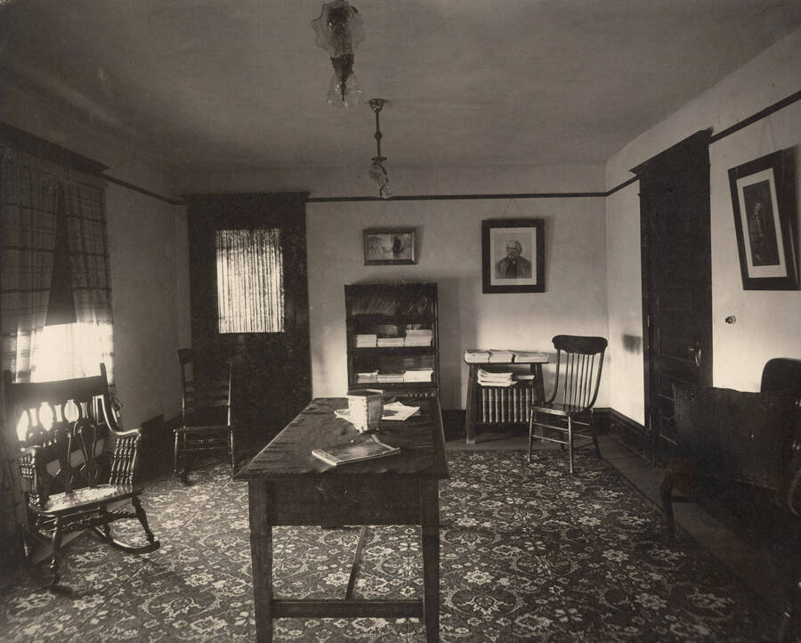 1908 photograph of Ridenbaugh Hall. View of the library. [PG1_58-09]