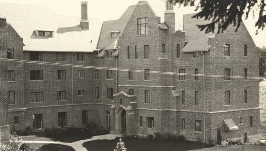 1941 photograph of Hays Hall. View of the front entrance. Donor: Virginia R. Vanderhoff. [PG1_59-17]