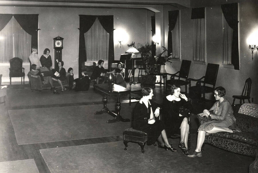 1932 photograph of Hays Hall. View of the women in their living room. [PG1_59-07]