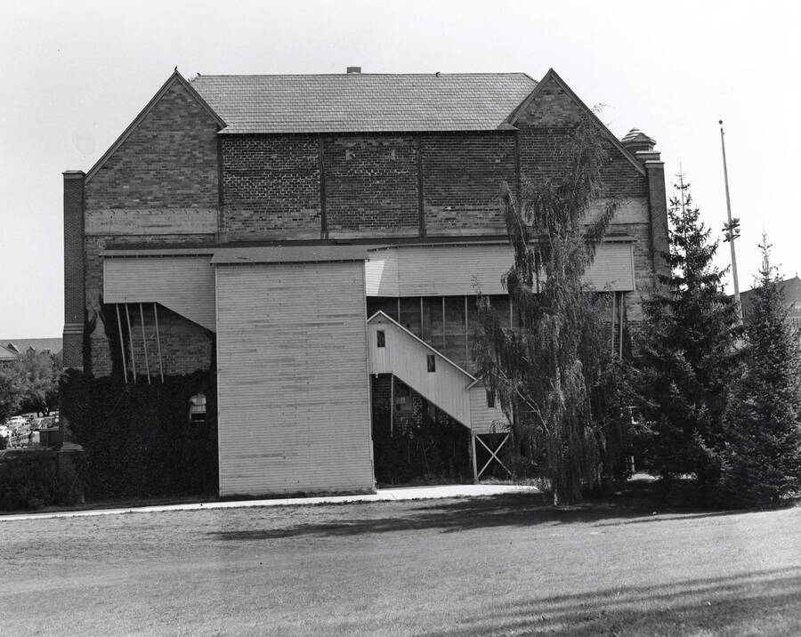 Memorial Gymnasium, University of Idaho. West end. [61-29]
