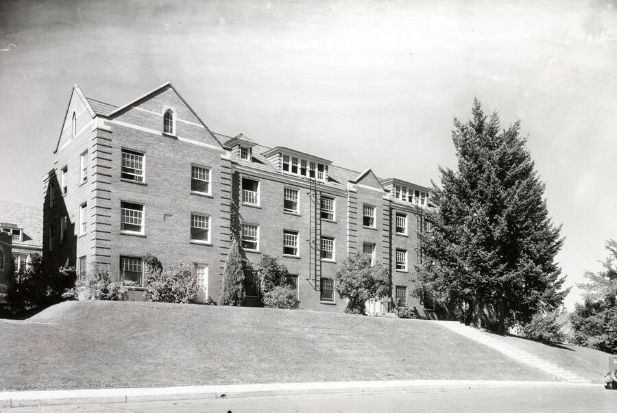 Lindley Hall, University of Idaho. [62-10]