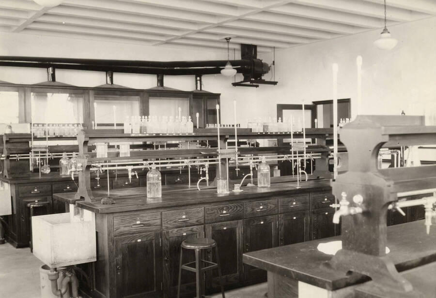 1929 photograph of Science Hall Renamed Life Sciences Building in 1964. View of the Chemistry laboratory. [PG1_067-39]
