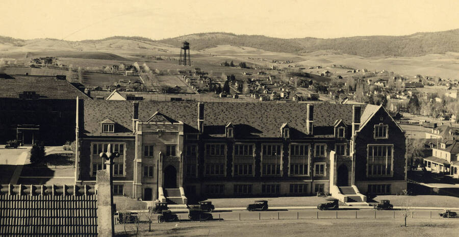 Science Hall, University of Idaho [67-44]