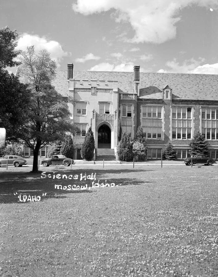 1940 photograph of Science Hall Renamed Life Sciences Building in 1964. View from Administration lawn. [PG1_067-58]