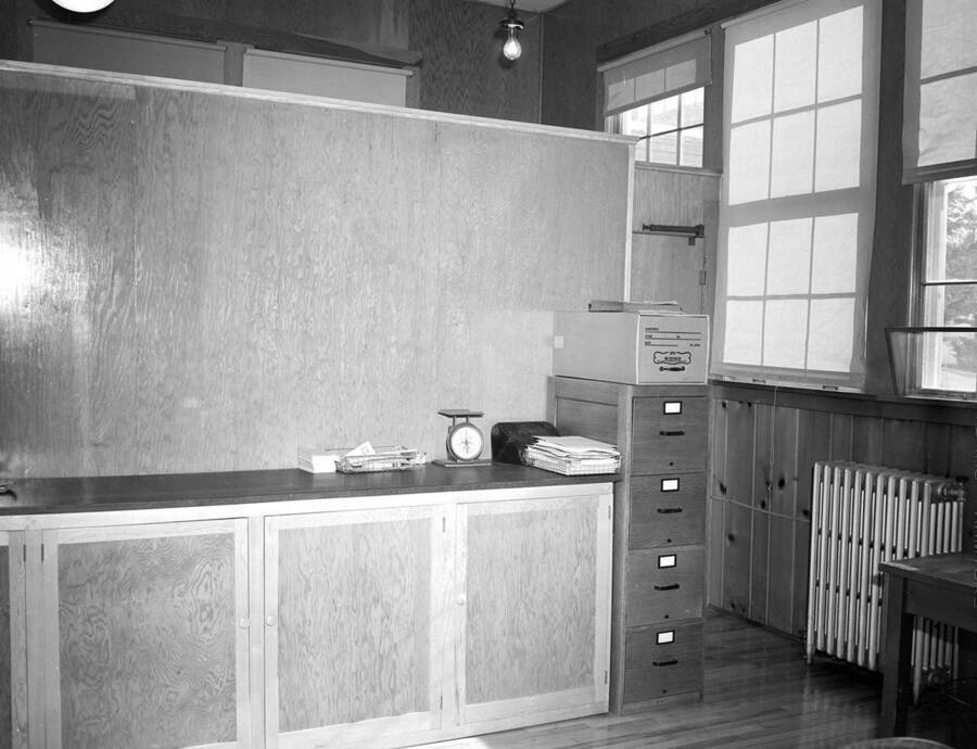 1935 photograph of University Classroom Building. View of the Journalism Office. [PG1_082-6b]