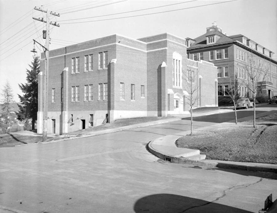 1945 photograph of Dairy Science Building. View of Morrill Hall in the background. [PG1_092-09]