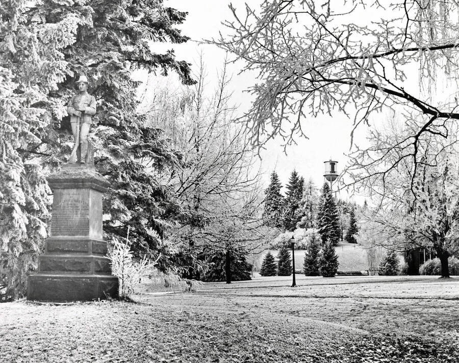 Spanish American War Memorial, University of Idaho. Winter scene. [99-8]