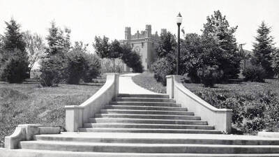 1923 photograph of the Hello Walk steps. Administration Building in background.