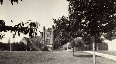 1924 photograph of Administration Building. View of Hello Walk and the old water tower.