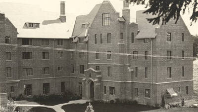 1941 photograph of Hays Hall. View of the front entrance. Donor: Virginia R. Vanderhoff.