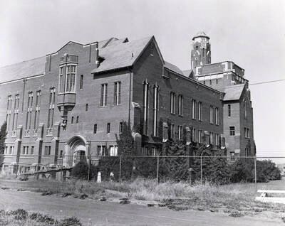 1928 photograph of Memorial Gymnasium. View of the southeast corner.