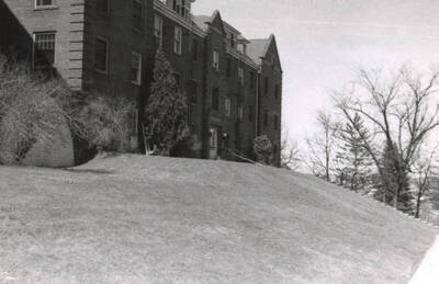 1954-05-01 photograph of Lindley Hall. View of the corner. Donor: Maurice Johnson.
