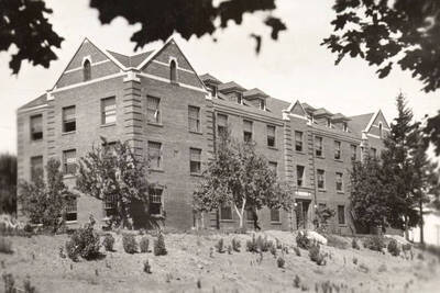 1923 photograph of Lindley Hall. View of the nearly completed construction.