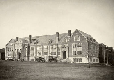 1924-12-03 photograph of Science Hall Renamed Life Sciences Building in 1964. View of the nearly completed construction.