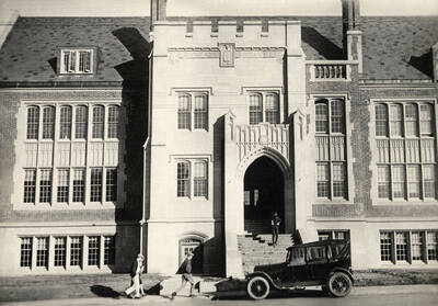 1924 photograph of Science Hall Renamed Life Sciences Building in 1964. Students enter the building for classes.