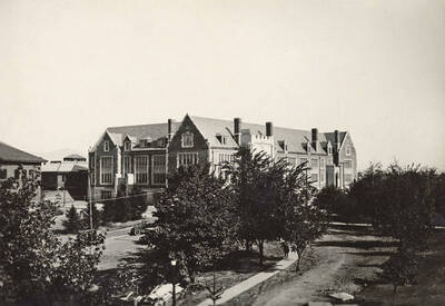 1925 photograph of Science Hall Renamed Life Sciences Building in 1964. View from Administration lawn.