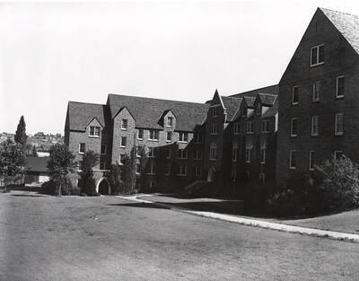 1940 photograph of Chrisman Hall. View from the lawns.