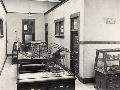 1923 photograph of Geology Building. Exhibits displayed in the Geological museum.
