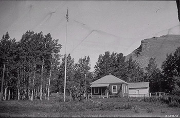 item thumbnail for Antelope Creek Guard Station