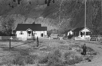 item thumbnail for Clayton Ranger Station