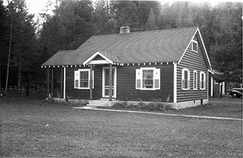 item thumbnail for Loon Creek Ranger Station