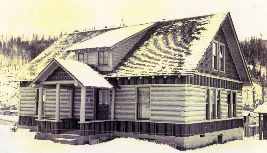 W.S. Miller home on Potlatch East Fork near Bovill.