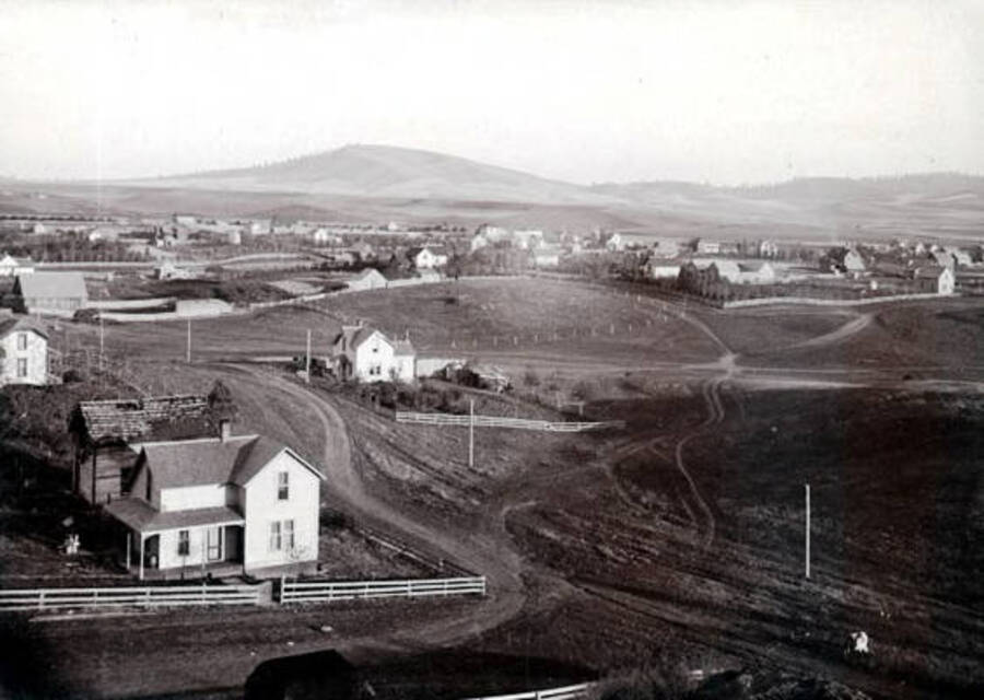 Panoramic view of Moscow, Idaho looking south by southeast.