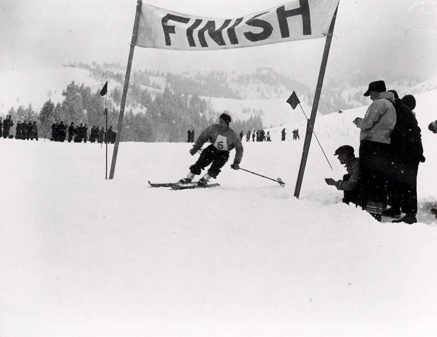 Dick Durrance, Dartmouth skier, winning the first Harriman Cup Race. Sun Valley, Idaho.