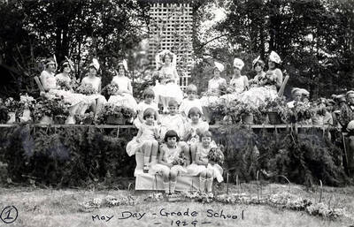 May Day at Moscow Grade School. Queen and her court. Moscow, Idaho.