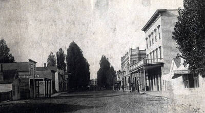 Main Street looking west. Raymond House in foreground to the right. Lewiston, Idaho.