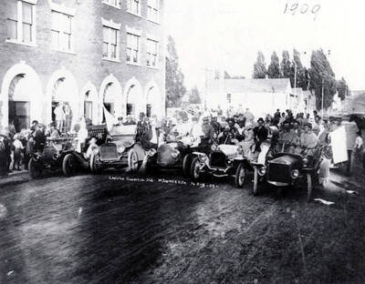 Lewiston Commercial Club in a parade? at Grangeville, Idaho.