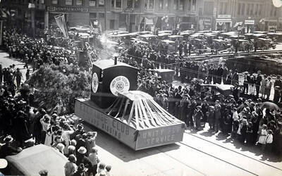 Parade to celebrate the coming of the Union Pacific Railroad main line to Boise