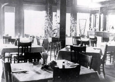 Dining room of Hotel Harrison. Harrison, Idaho.