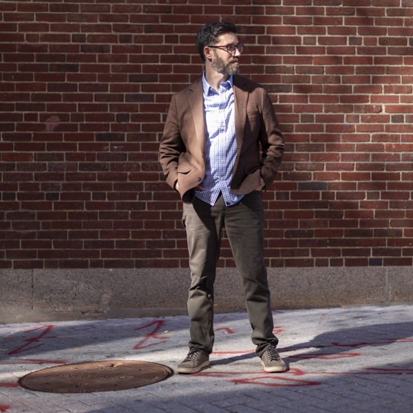 Look at a U.S. map, and you’ll see the familiar cluster of states, plus Hawai'i and Alaska in boxes off to the side. But what about Puerto Rico? American Samoa? The U.S. has held overseas territories—home to millions of U.S. nationals—for most of its history. Though often absent from textbooks, these territories have been central to the nation’s past. This talk explores what U.S. history would look like if it included all U.S. land: the Greater United States. Bio: Daniel Immerwahr (IM-mer-var, he/him) is a history professor at Northwestern University specializing in global history and U.S. foreign relations. His first book, Thinking Small (Harvard, 2015), a history of U.S. grassroots antipoverty strategies, won the Organization of American Historians' Merle Curti Award for best work in U.S. intellectual history. His second, How to Hide an Empire, which reframes U.S. history to include its overseas territories, was a national bestseller and won the Robert Ferrell Book Prize from the Society for Historians of American Foreign Relations. Immerwahr is currently working on two research projects: one on the pop culture of U.S. global hegemony and another on nineteenth-century urban catastrophes. His writings have appeared in the New York Times, Washington Post, The Guardian, Slate, The Nation, and The New Republic.