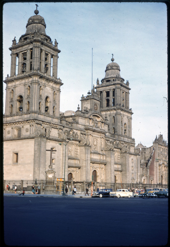 A photographic slide of a side view of the Palacio De Bellas Artes.