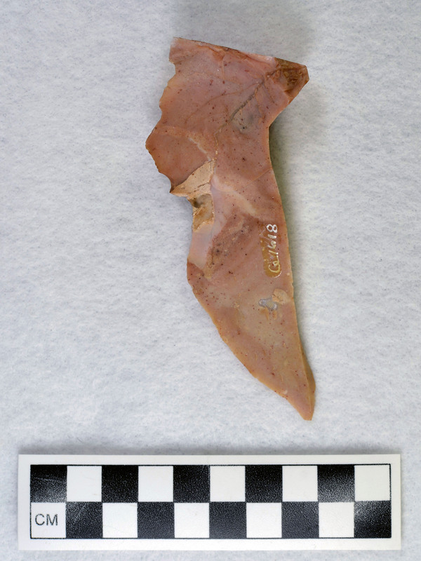 Heat treated, associated w/Ce.1617 Examples of heat treated flakes that were heated up too quickly and cooled off too quickly. There are examples of pot-lidding and crazing. Pot-lidding occurs when stone is heated too quickly and crazing occurs from a rapid cooling.