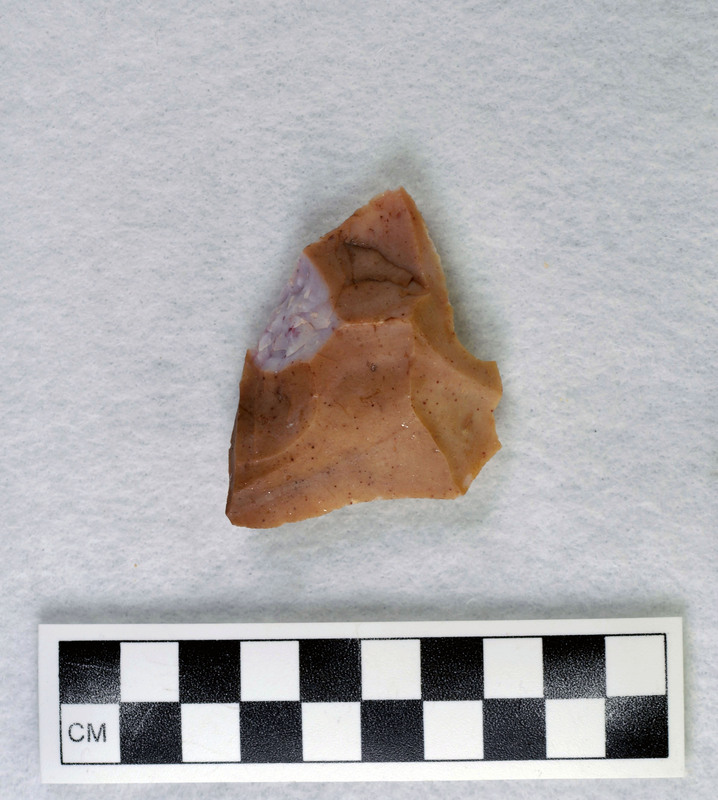 Heat treated, associated w/Ce.1617 Examples of heat treated flakes that were heated up too quickly and cooled off too quickly. There are examples of pot-lidding and crazing. Pot-lidding occurs when stone is heated too quickly and crazing occurs from a rapid cooling.