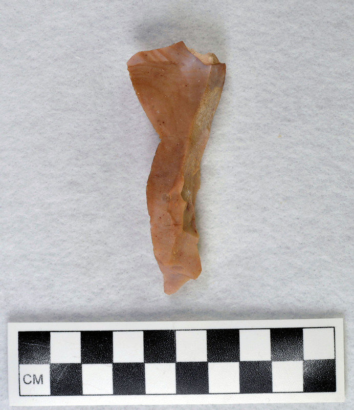 Heat treated, associated w/Ce.1617 Examples of heat treated flakes that were heated up too quickly and cooled off too quickly. There are examples of pot-lidding and crazing. Pot-lidding occurs when stone is heated too quickly and crazing occurs from a rapid cooling.